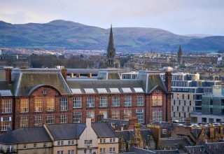 详解SVB倒闭，倒逼美联储政策