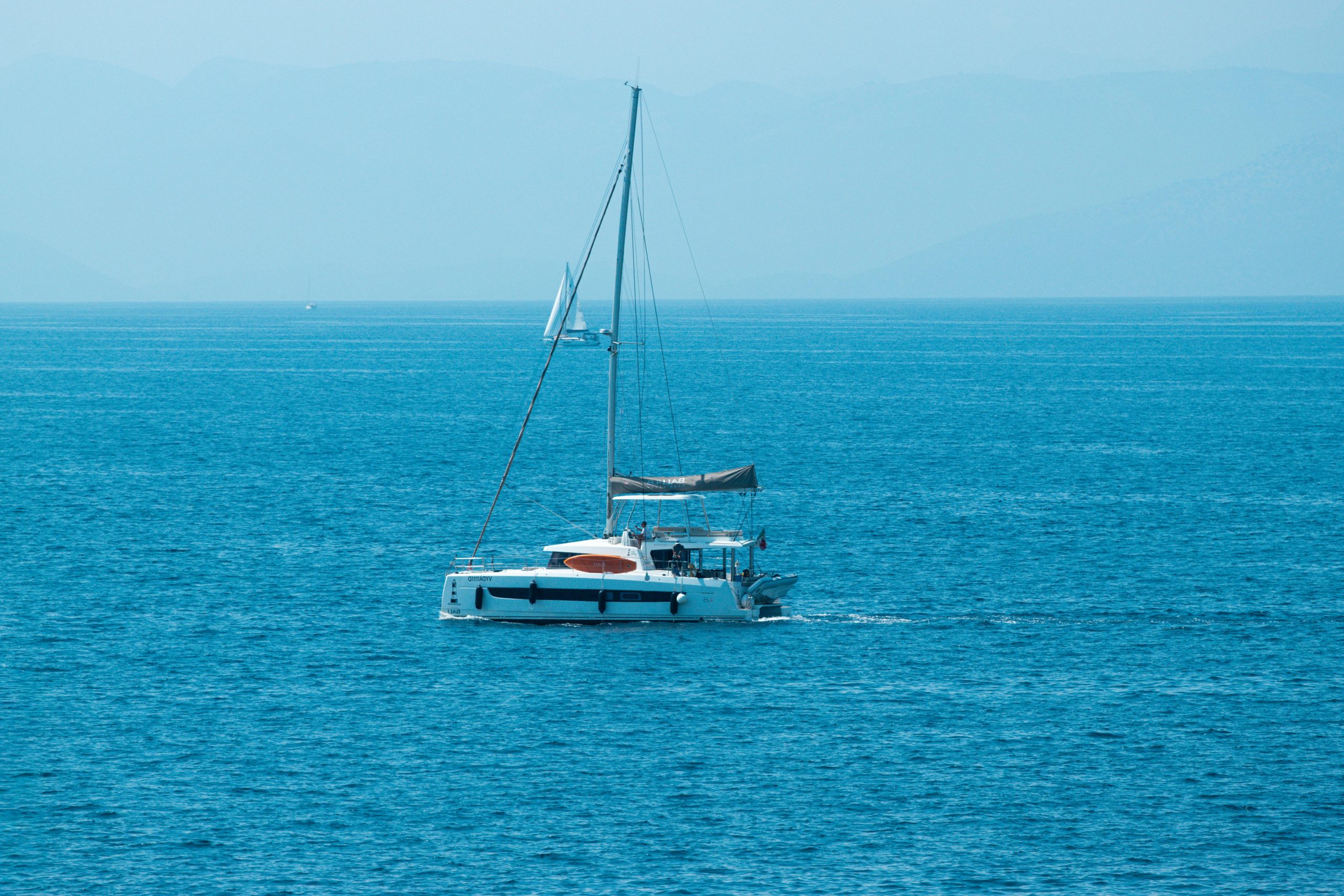 国际油价或受累于两大利空：强劲非农与俄油禁令！