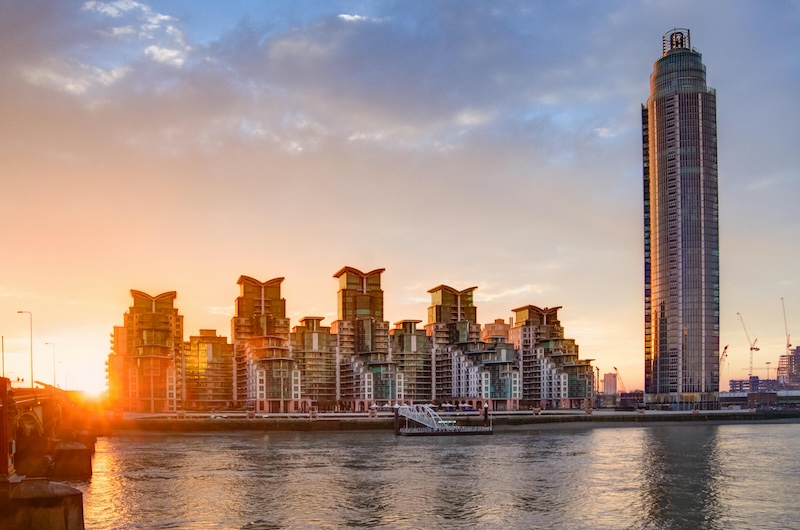 富力地产vauxhall