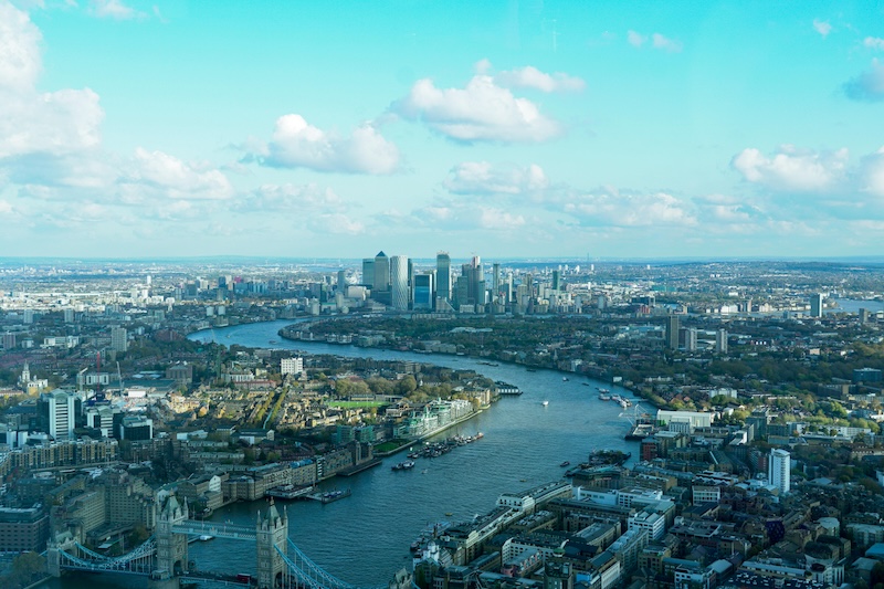 英国移民费用泰晤士河