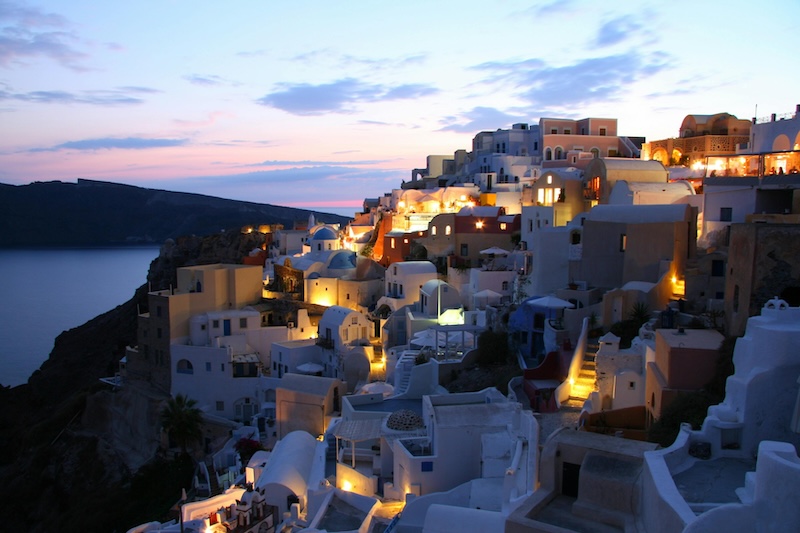 希腊绿卡夜景
